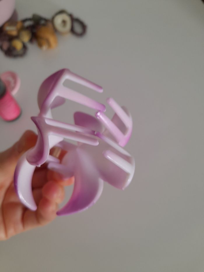 Pince à cheveux neuf - photo numéro 2