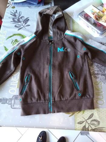 Veste gilet à capuche 5A