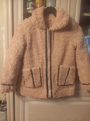 Manteau rose et noir taille 10 ans