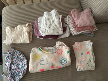 Lot vêtement 12 mois fille 