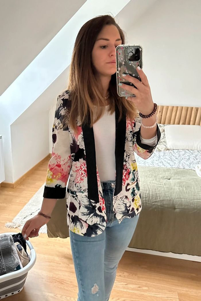 Veste blazer fleurie 🖤 - photo numéro 2