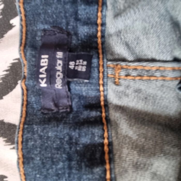 Jean regular fit 48 kiabi bleu neuf sans étiquette