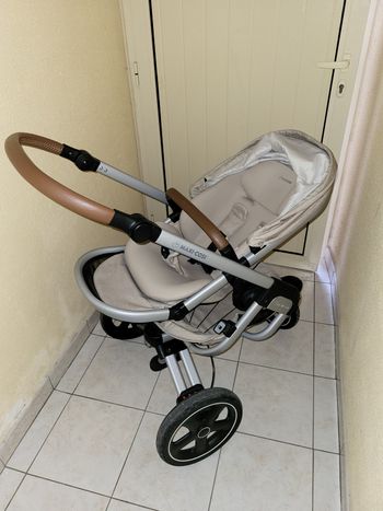 Poussette maxi cosi nova 3 avec nacelle
