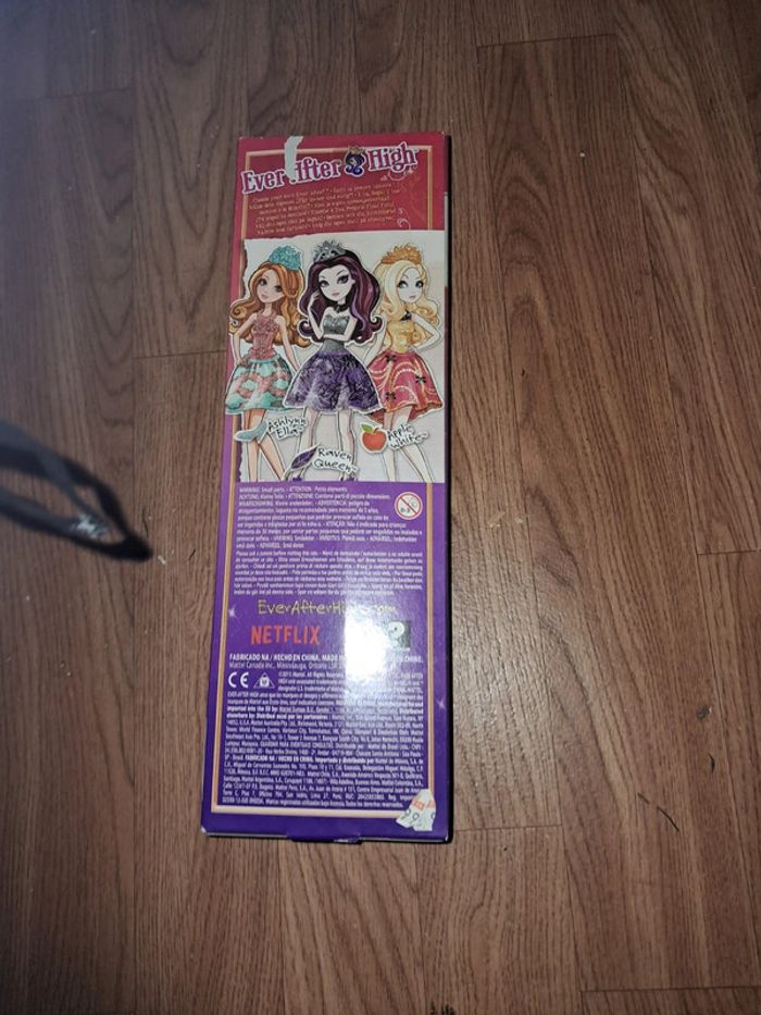 Poupée ever after high Apple White - photo numéro 4