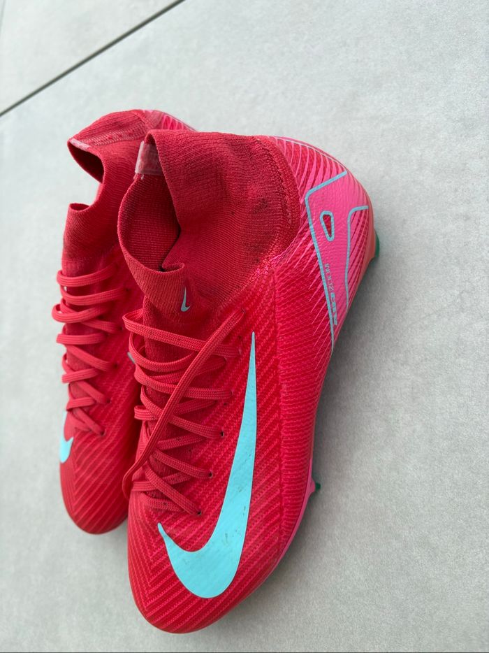 Chaussures de foot - photo numéro 2