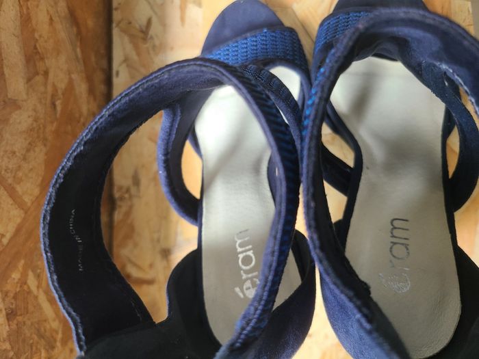 Chaussures ouvertes T38 - photo numéro 4