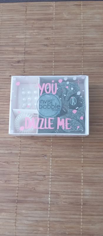 Lot ensemble pour cheveux et boucles d'oreilles
