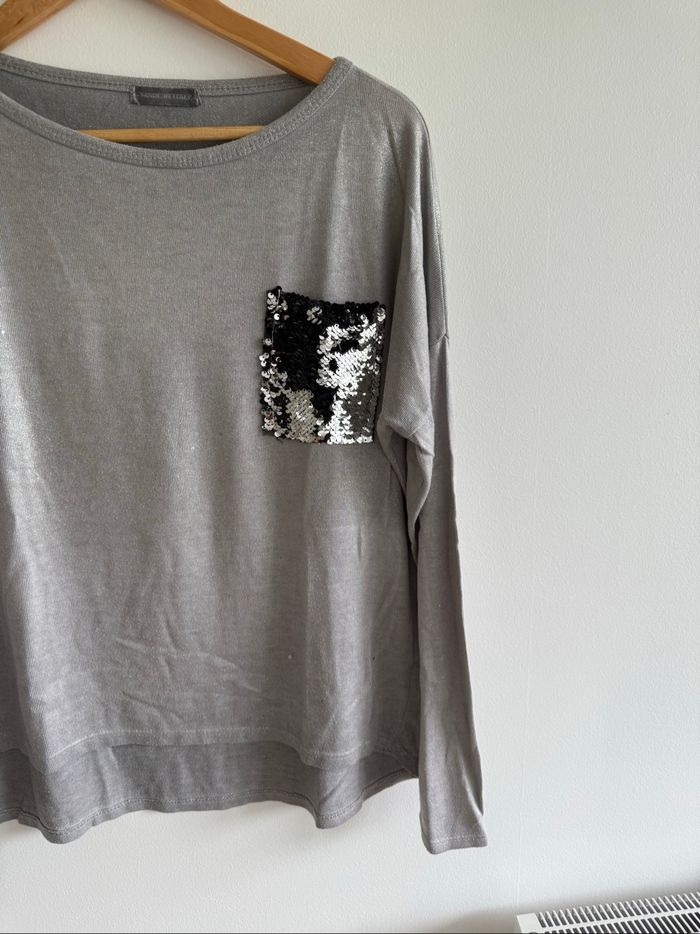 Blouse manches longues légère gris argenté avec strass taille 40 L made in italy - photo numéro 2