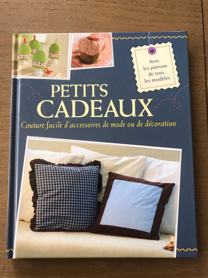 Livre couture "Petits cadeaux"