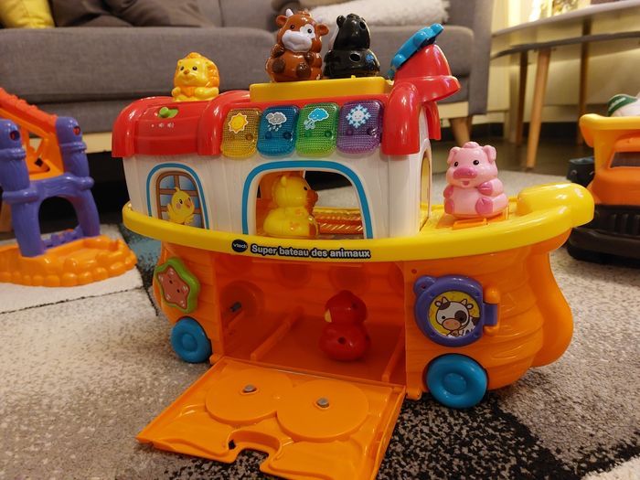 Lot de jouets - photo numéro 8