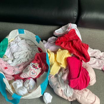 Habits bébé fille 1 a 3mois