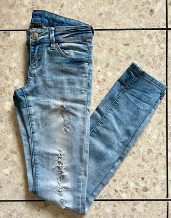 Jean femme, troué, taille 34 - Jennyfer