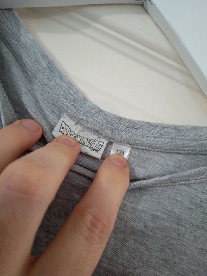 T-shirt Dragon Ball z Sangoku taille 12 ans - photo numéro 2