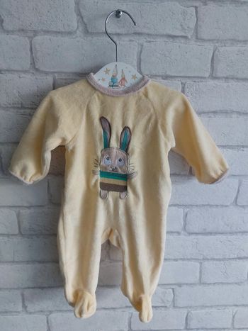 Pyjama Auchan taille 1 mois