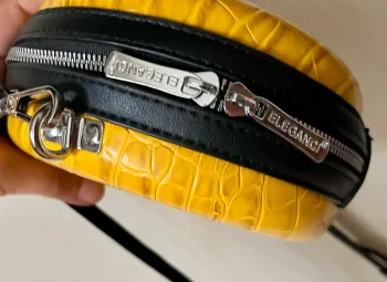 Sac original rond et jaune motif crocodile - marque élégance