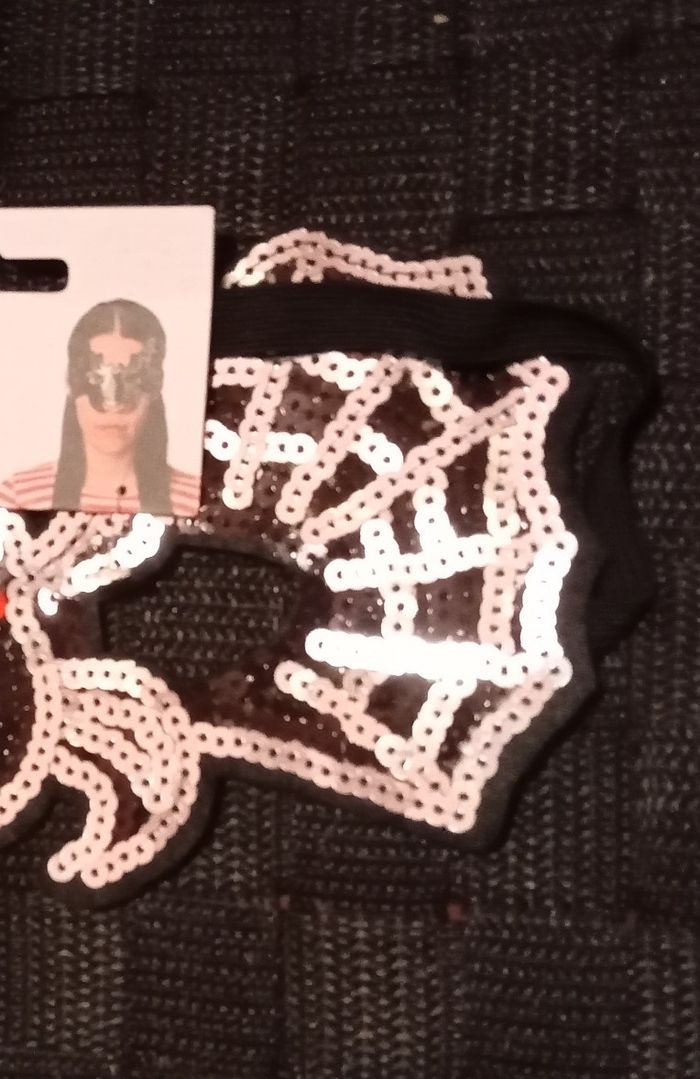 Halloween masque araignée 2 - photo numéro 2