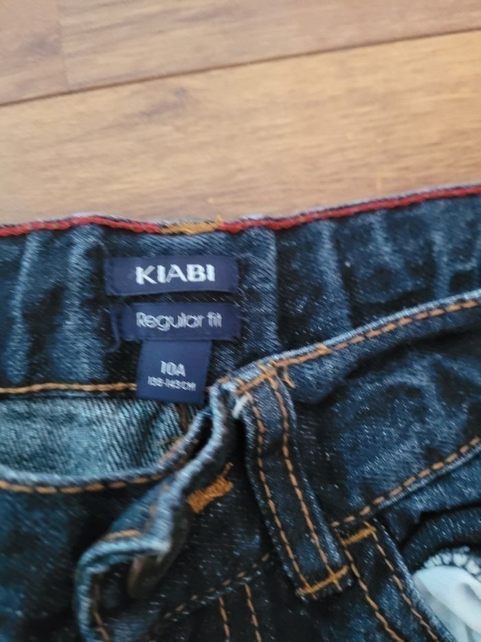 4 pantalons taille 10 ans - photo numéro 3