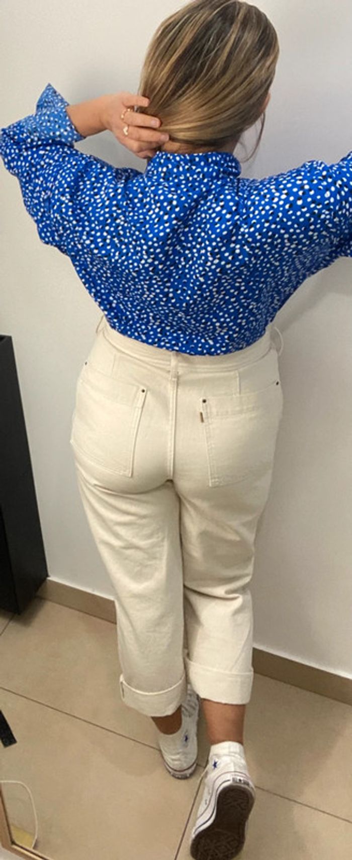 Jolie Blouse Imprimée Avec Des Boutons Taille 52 - photo numéro 9
