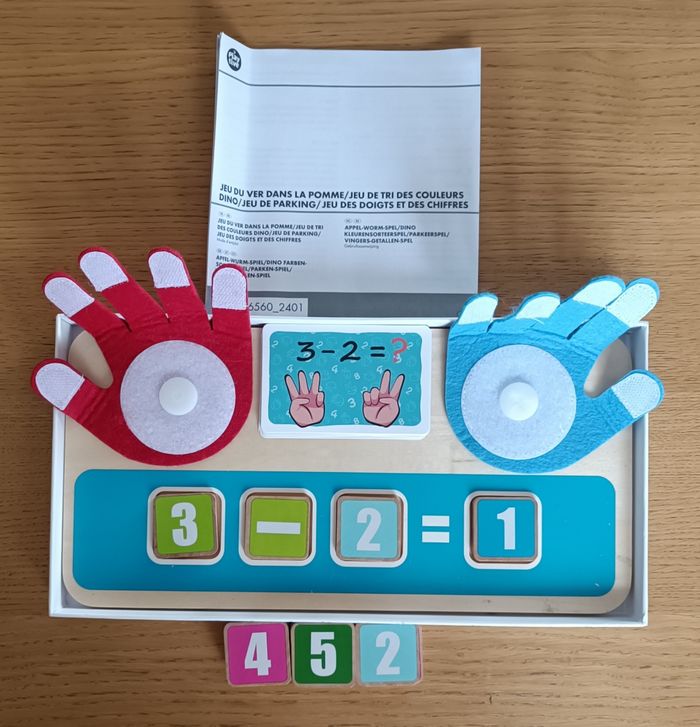 Jeu en bois des doigts et des chiffres Montessori Playtive apprendre à compter 3 ans - photo numéro 5