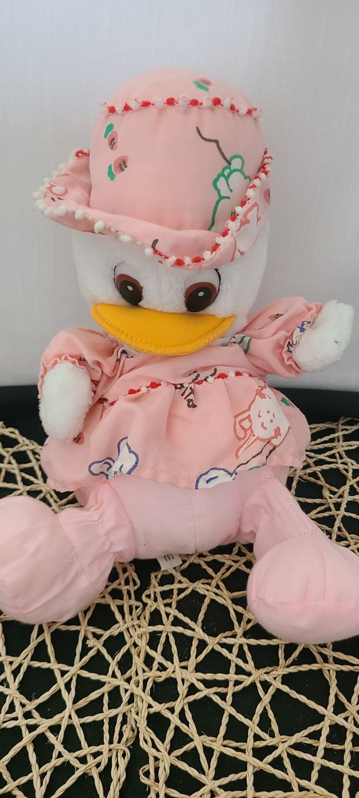 Peluche doudou canard blanc rose robe chapeau vintage Van De Walle