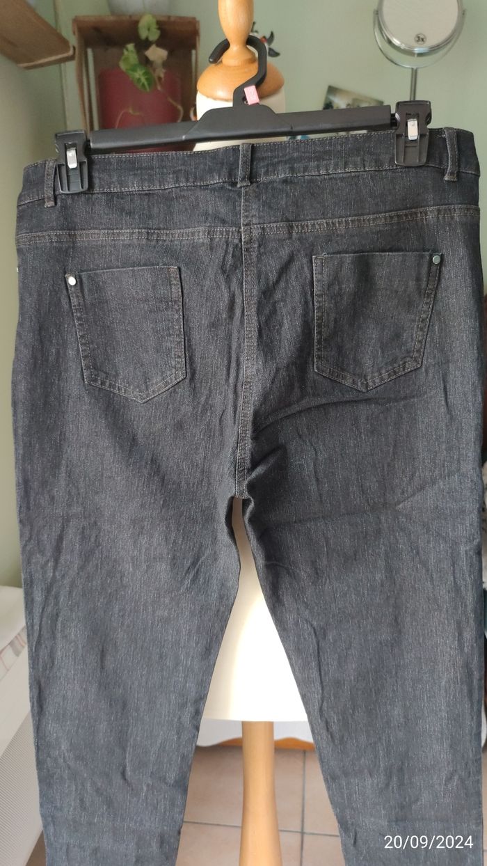Jean gris & détails Strass T44 - photo numéro 7