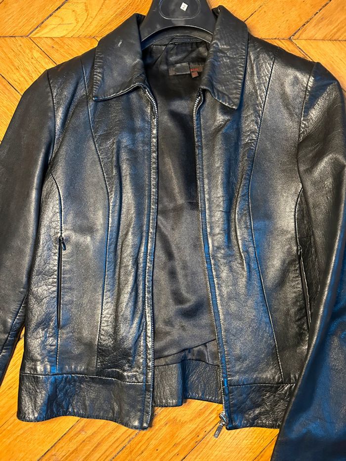 Veste en cuir véritable Zara taille 38/40, couleur noire - photo numéro 2