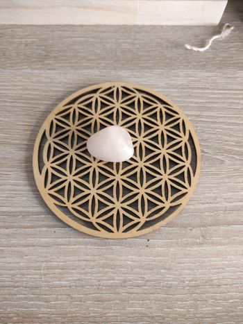 🔮 Pierre roulée en quartz rose – 2 cm