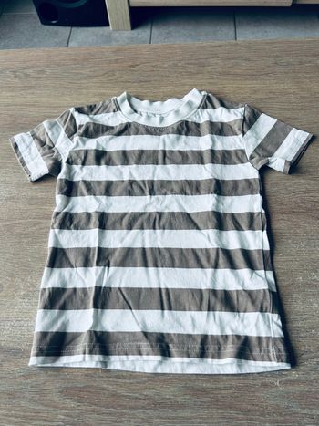 Teeshirt manches courtes à rayures blanches et marron 4/5 ans 