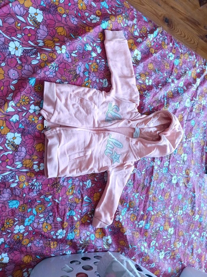 Gilet couleur corail Lulu Castanet taille 18 mois - photo numéro 2