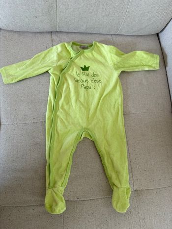 Pyjama vert bébé 9 mois