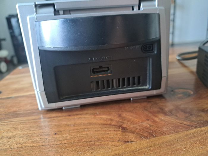 Console GameCube NTSC US sans alimentation - photo numéro 4