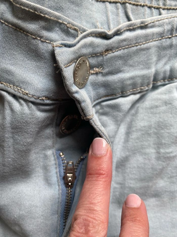 Très beau short femme taille 42 taille haute - photo numéro 4