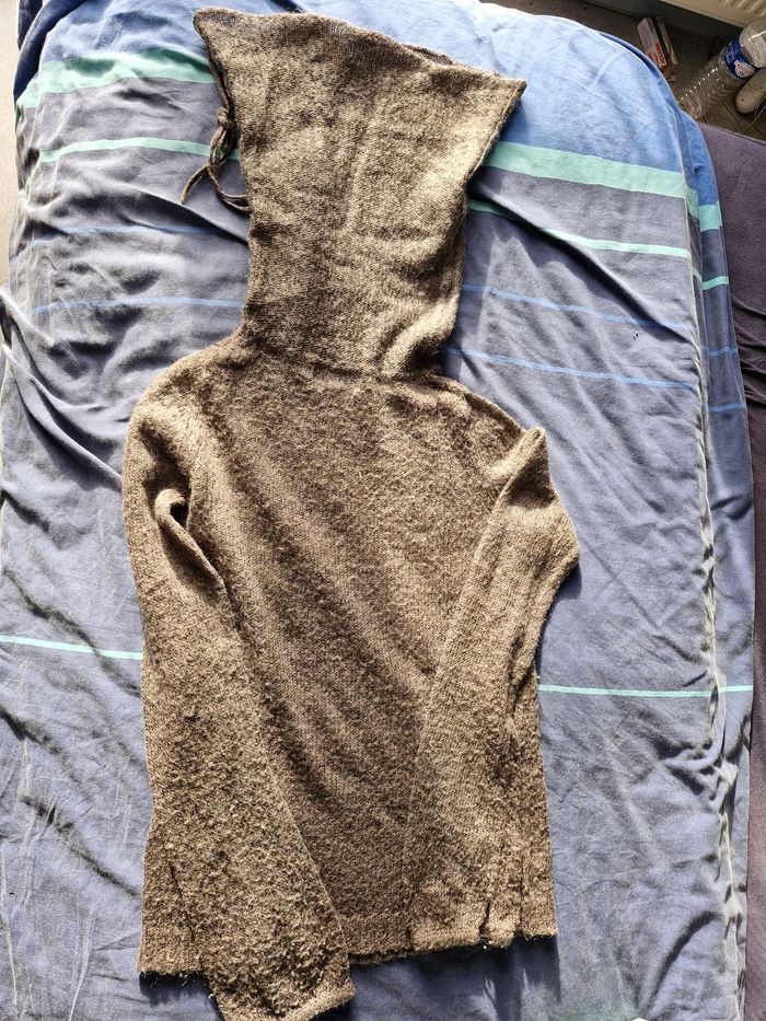 Superbe pull col réversibke épaules, manches asymétriques - photo numéro 9