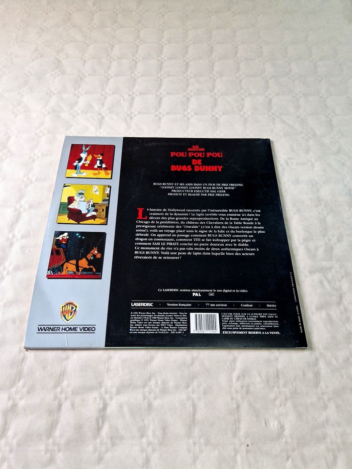 Laserdisc  , Warner Bros  , le monde fou fou fou de Bugs bunny  , - photo numéro 4