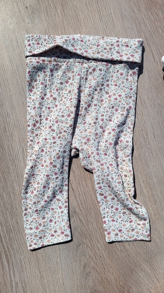 Lot leggings fille 3 mois diverses marques - photo numéro 2