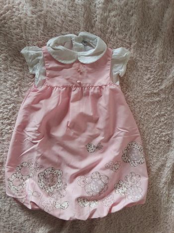 Ensemble robe + t-shirt 23 mois (paire de collants roses offertes)