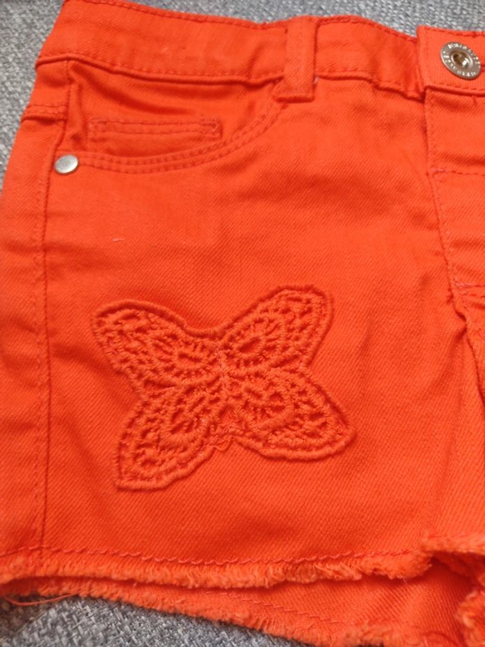 Lot 2 shorts neufs taille 3 ans - photo numéro 3
