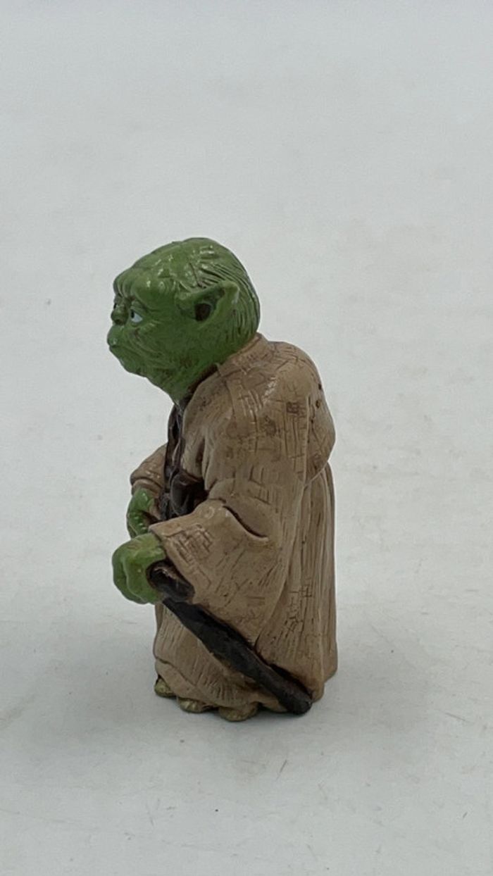 Figurine Star Wars maître Yoda 6 cm Lucas Film 2004 - photo numéro 2