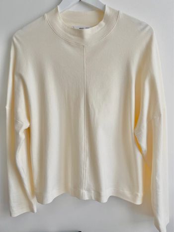 Sweat shirt fin / haut à manches longues MNG de chez mango taille S couleur crème