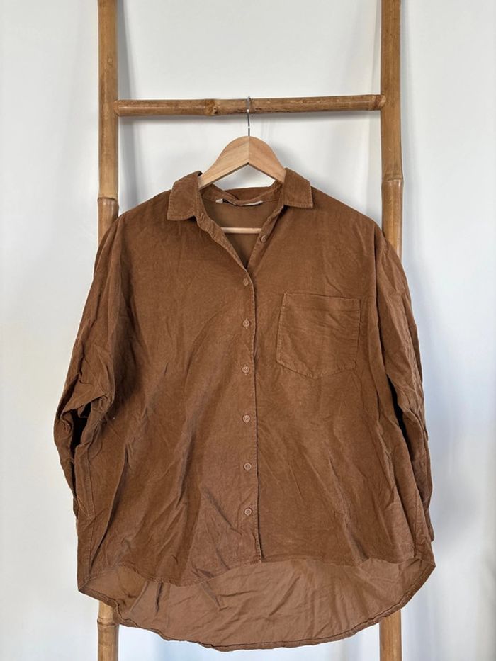 Chemise marron en velours zara taille M