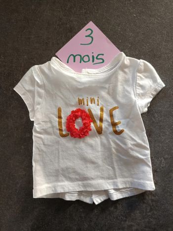 T-shirt LOVE 3 mois