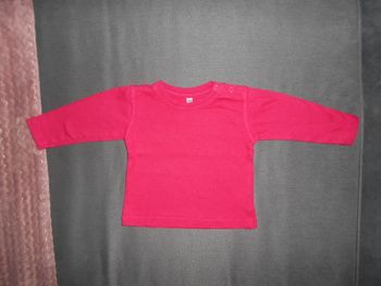 Tee-shirt, taille: 12 mois à 0,50 EURO