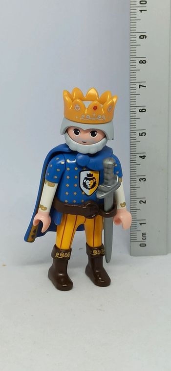 Homme roi super 4 avec cape bleue et épée playmobil