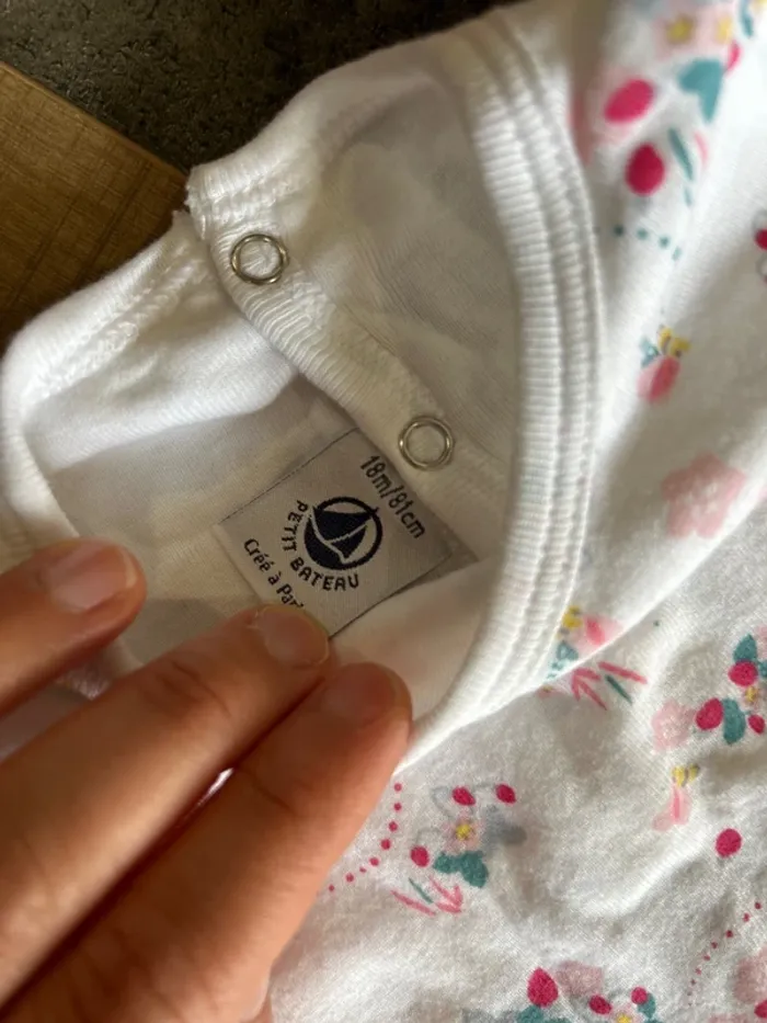 Barboteuse manches courtes bébé fille, petit bateau, 18 mois - photo numéro 2