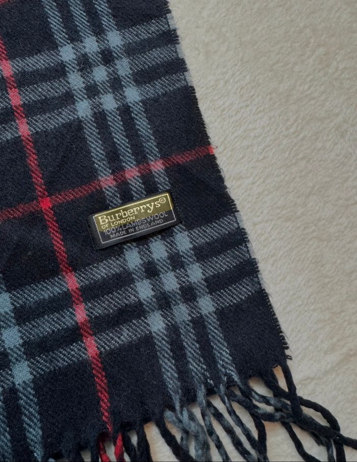 Écharpe Burberrys vintage – 100% Lambswool – Made in England - photo numéro 2
