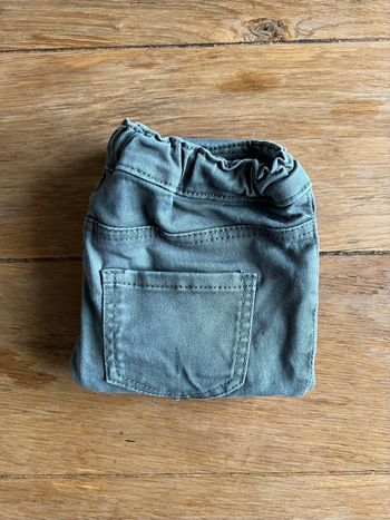 Pantalon 👖 H&M 1 an et demi / 2 ans