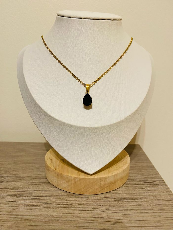Collier fin doré 44.5cm avec pendentif zirconium noir acier inoxydable - photo numéro 2