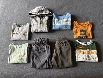 Lot de vêtements garçon taille 3ans