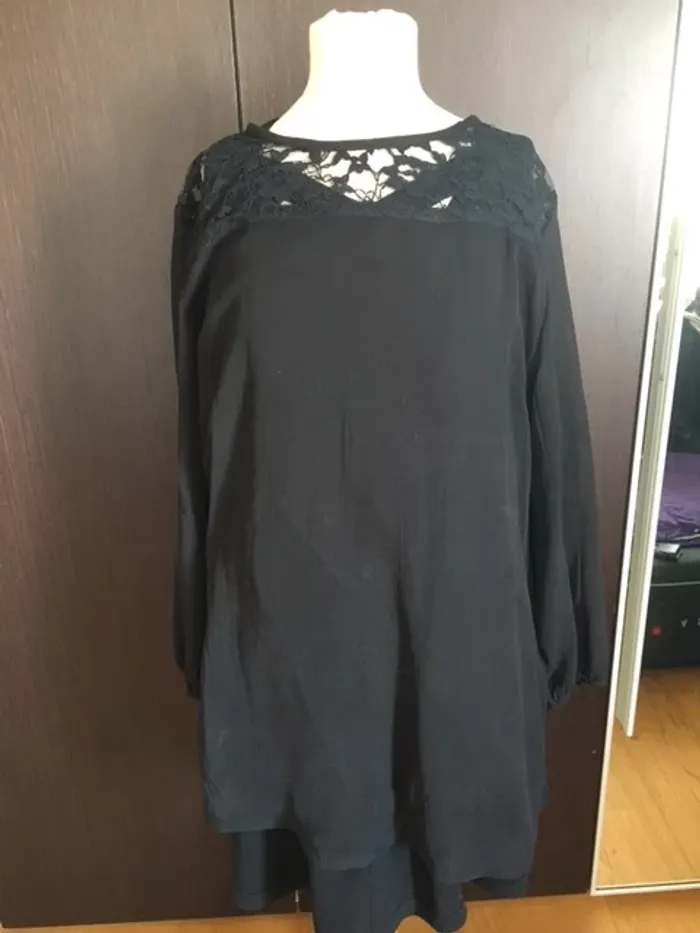 Chemisier noir à manches longues - photo numéro 3