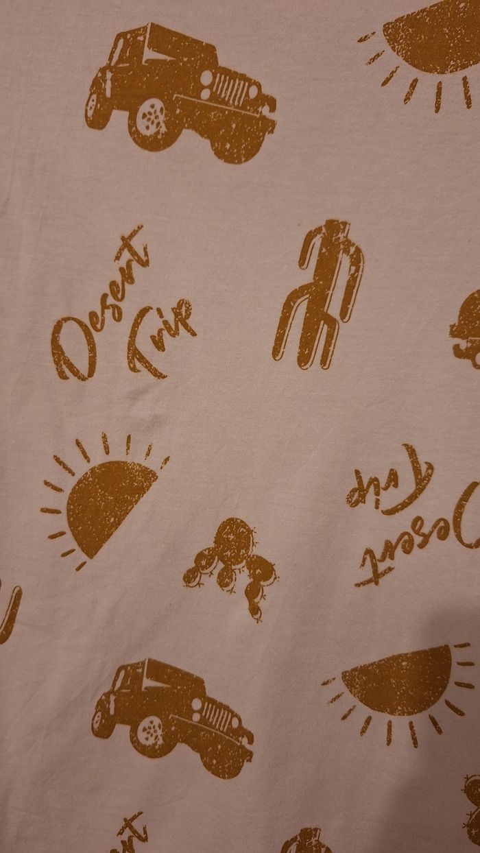 Tee-shirt manches courtes blanc imprimé motifs désert ocre - photo numéro 4